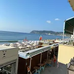 Rudys Vacation N * アラッシオ