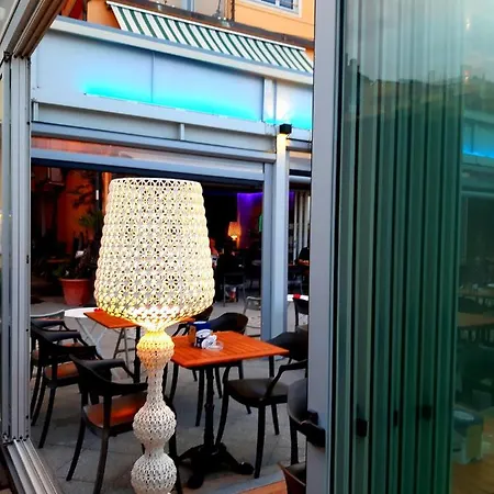 Rudys Vacation N Apartment