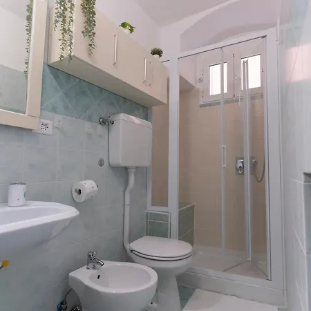 Appartement Fronte Mare Con Terrazzo