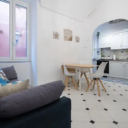Fronte Mare Con Terrazzo Apartment Alassio