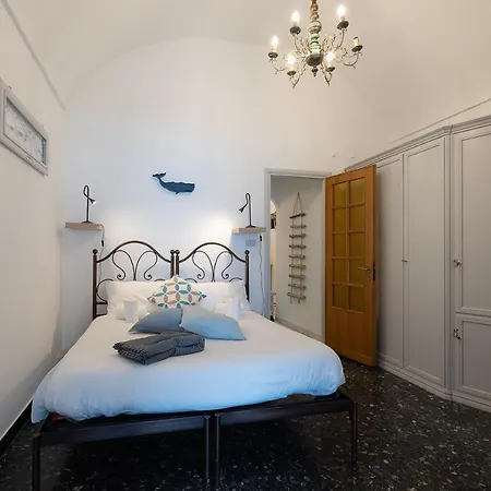 Fronte Mare Con Terrazzo *