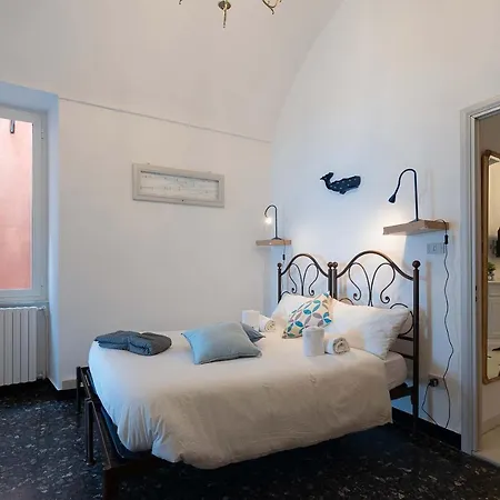 Fronte Mare Con Terrazzo *